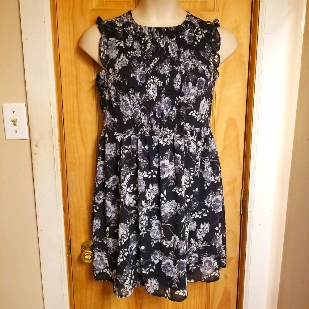 Floral Black & White Dress New With Tags!